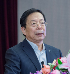 中国社科院研究生院原院长、中国社科院民营经济研究中心理事长刘迎秋主旨演讲