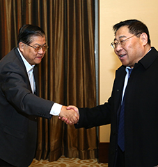 国家税务总局原副局长许善达与执行会长路印林亲切会面