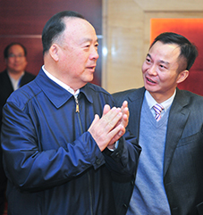 十一届全国政协副主席白立忱与方国辉秘书长合影