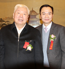 秘书长方国辉与科技部原副部长韩德乾合影