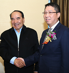 十一届全国政协副主席：阿不来提•阿不都热西提亲切会见执行理事长江文填