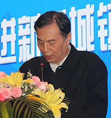 十一届全国人大农业与农村委员会副主任委员、农业部原常务副部长、国务院参事室特约研究员尹成杰主题演讲